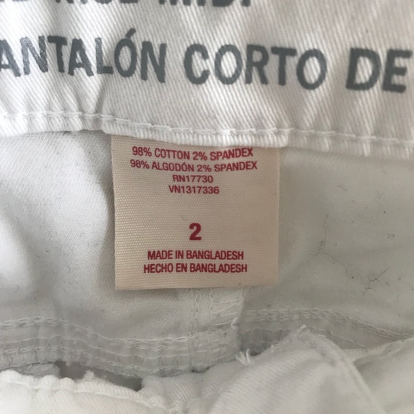 Mossimo mid-rise shorts - Picture 2 of 2